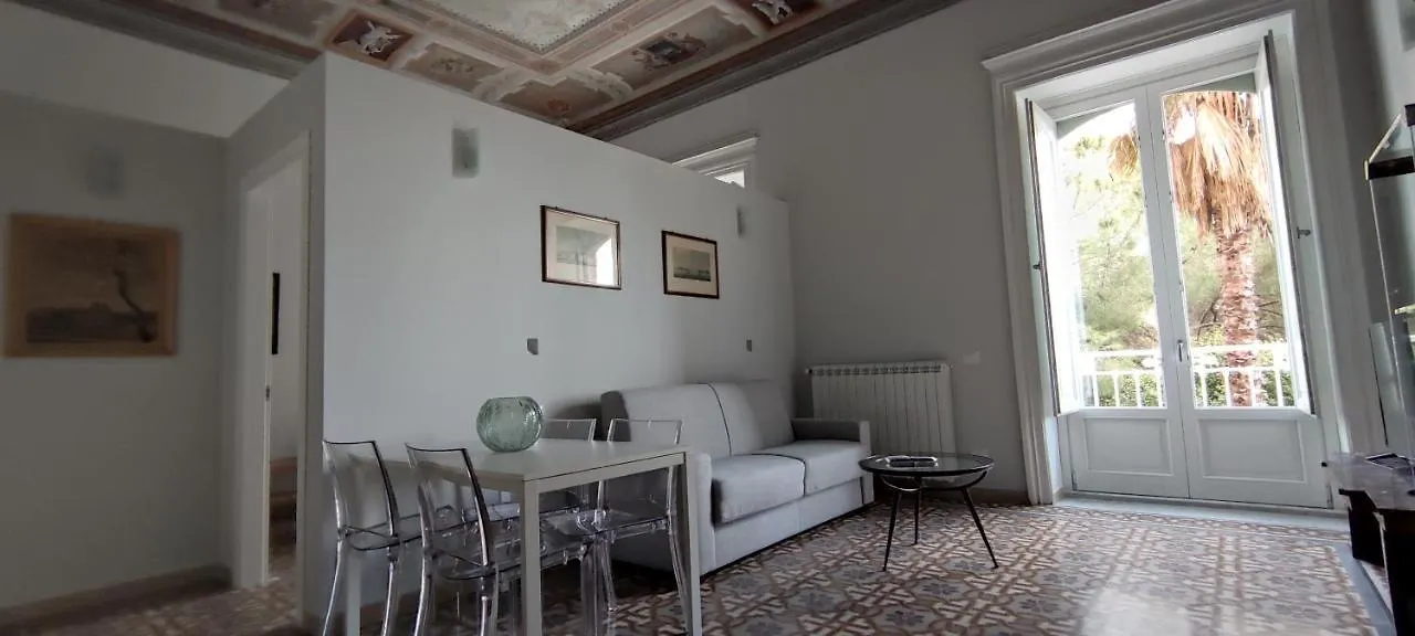 Palazzo Caratozzolo Διαμέρισμα Αγκριτζέντο 0*,  Ιταλία
