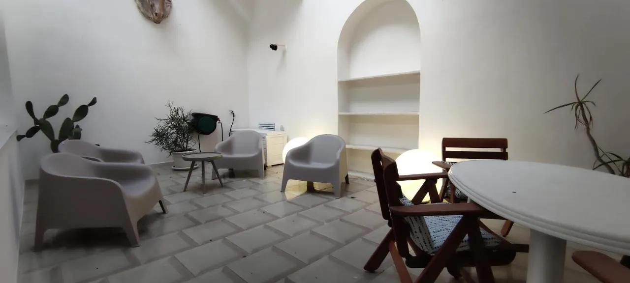 Palazzo Caratozzolo Διαμέρισμα Αγκριτζέντο 0*,